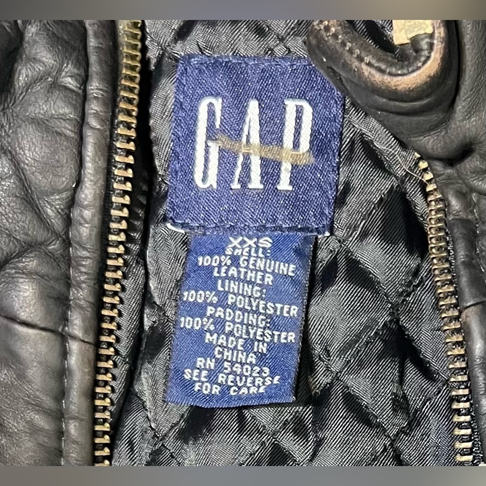 GAP Kids Black and Cream Bomber Leather Jacket Sporty Varsity Style - Picture 9 of 10